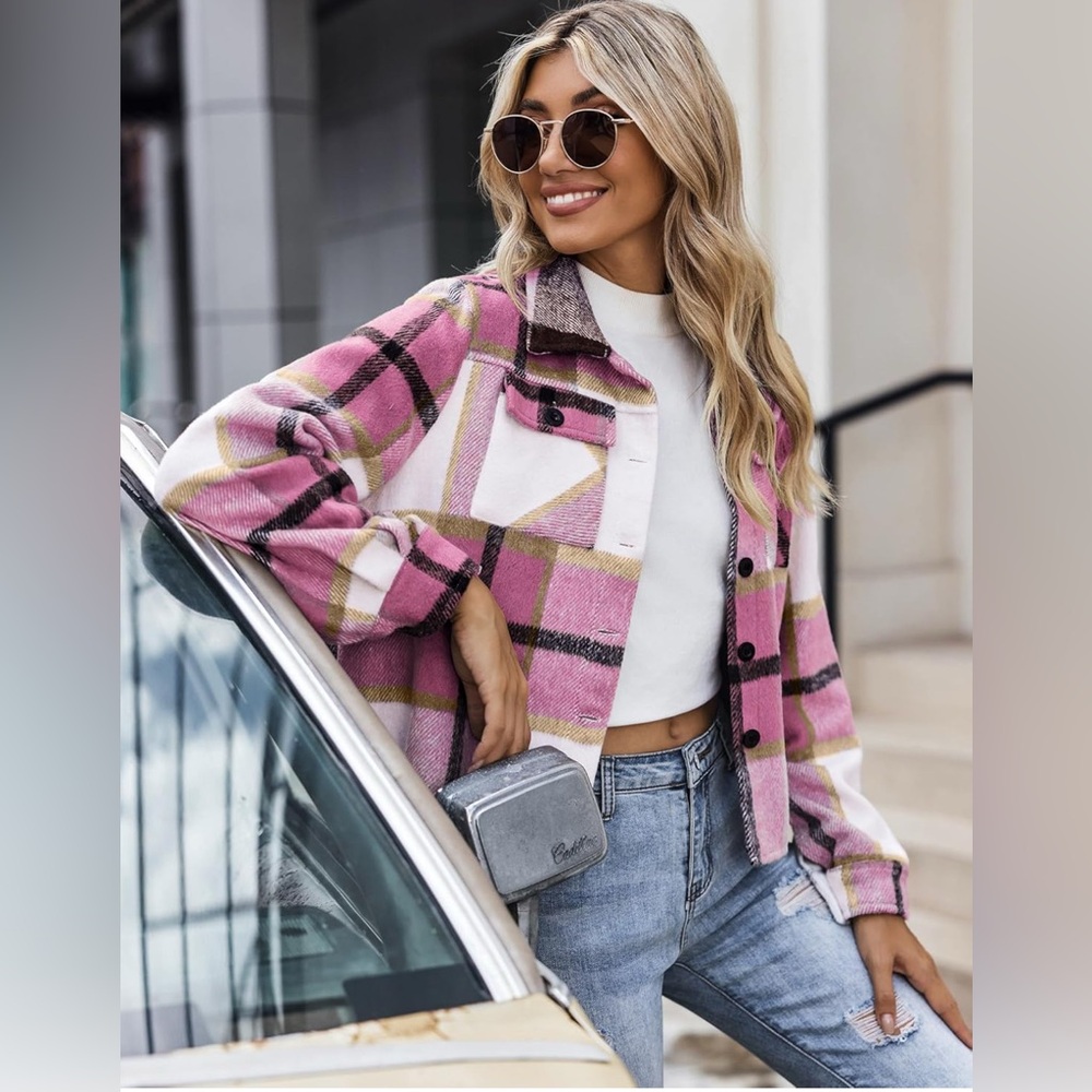 Plaid Zeagoo Pink Women's Flannel Shacket Jacket- NWOT size Large. Zero flaws